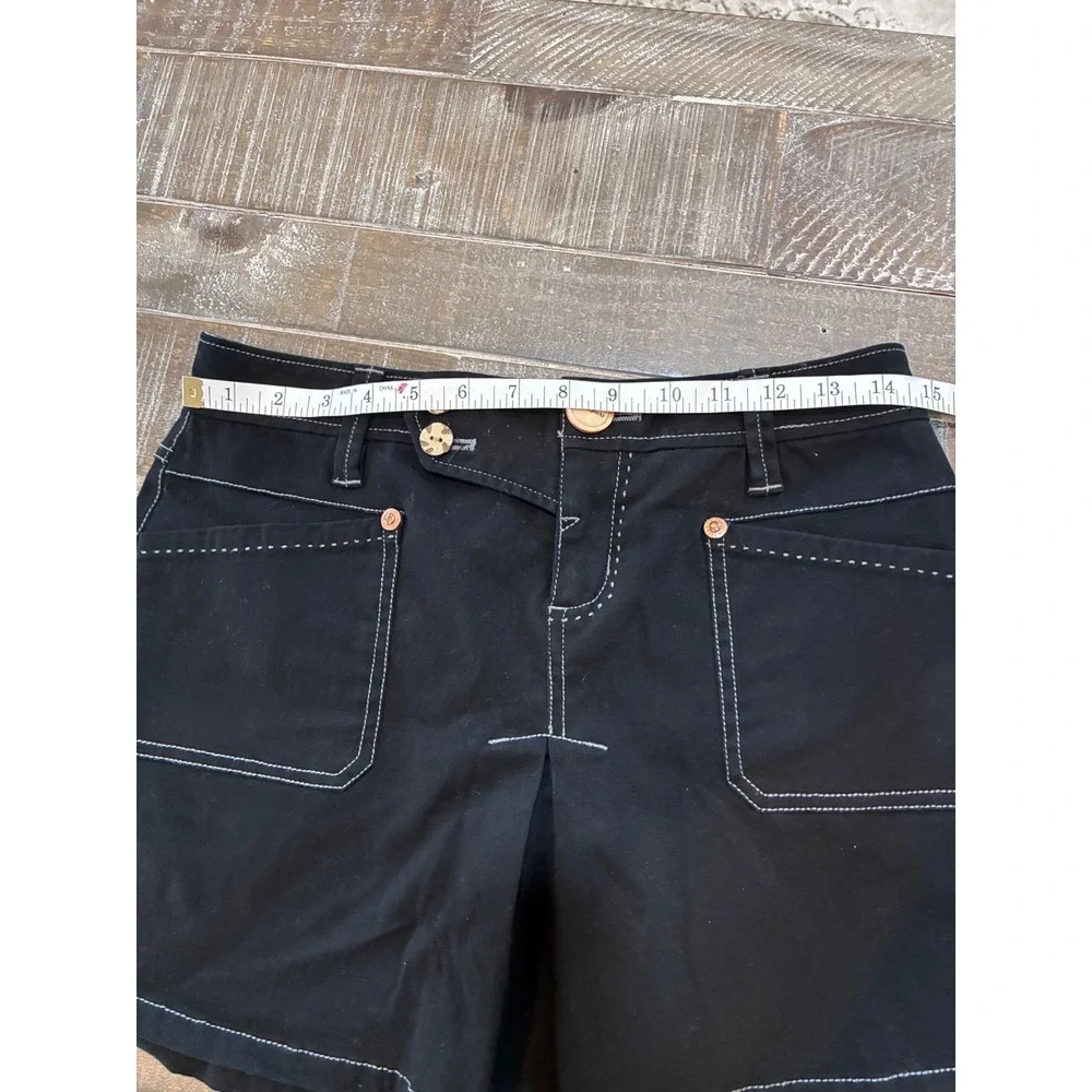 Earth Rock Black Contrast Stitch Pleated Mini‎ Skirt Women Size 3 Embroidery